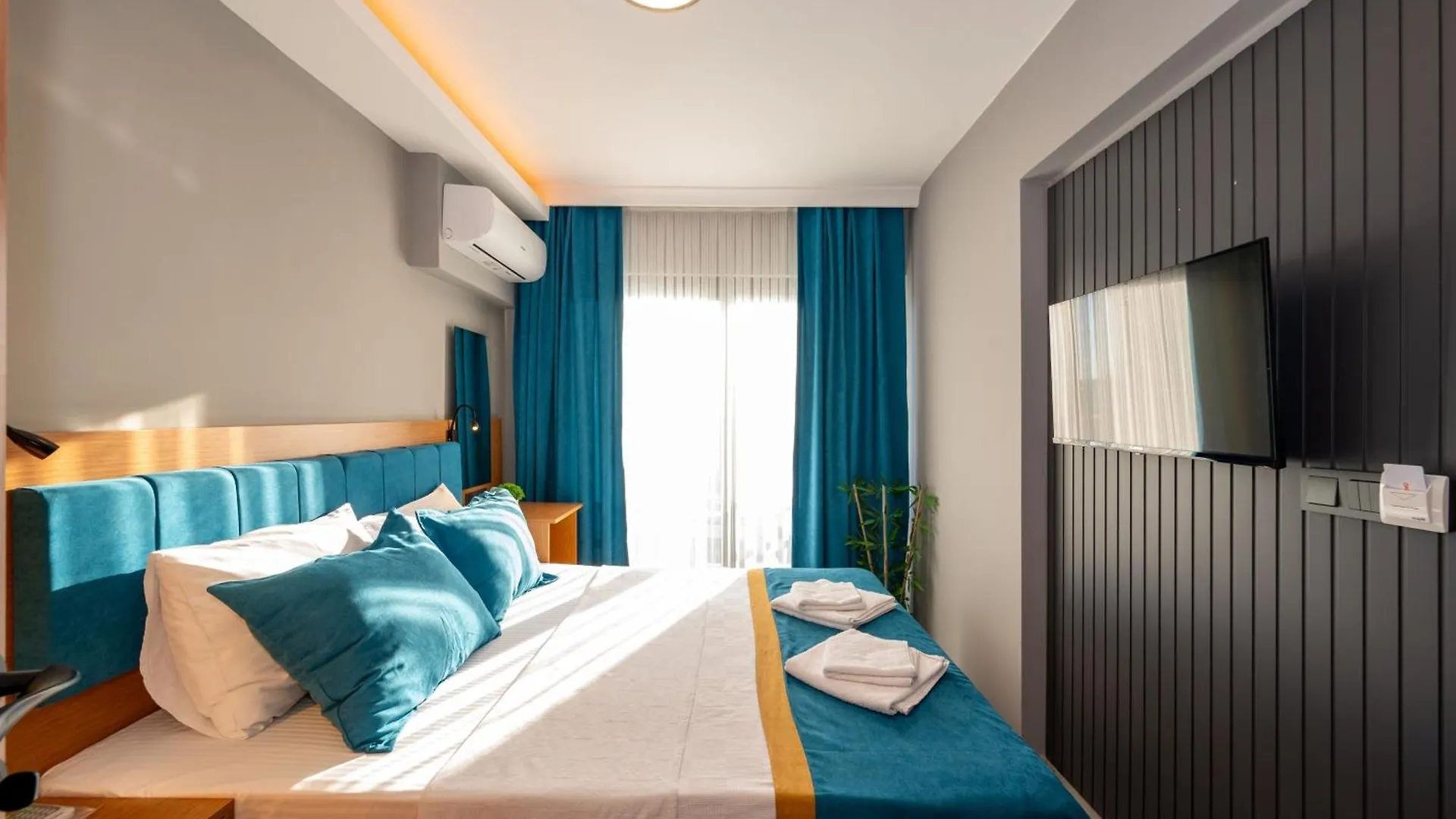 Otel Carpediem Gold Kusadasi 3*,